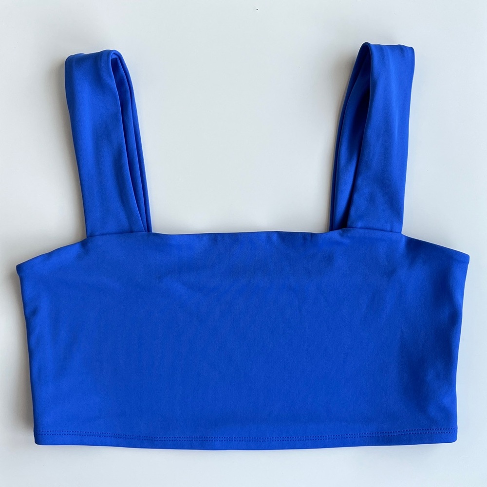 Like New Express Body Contour High Compression Square Neck Crop Top Blue Medium